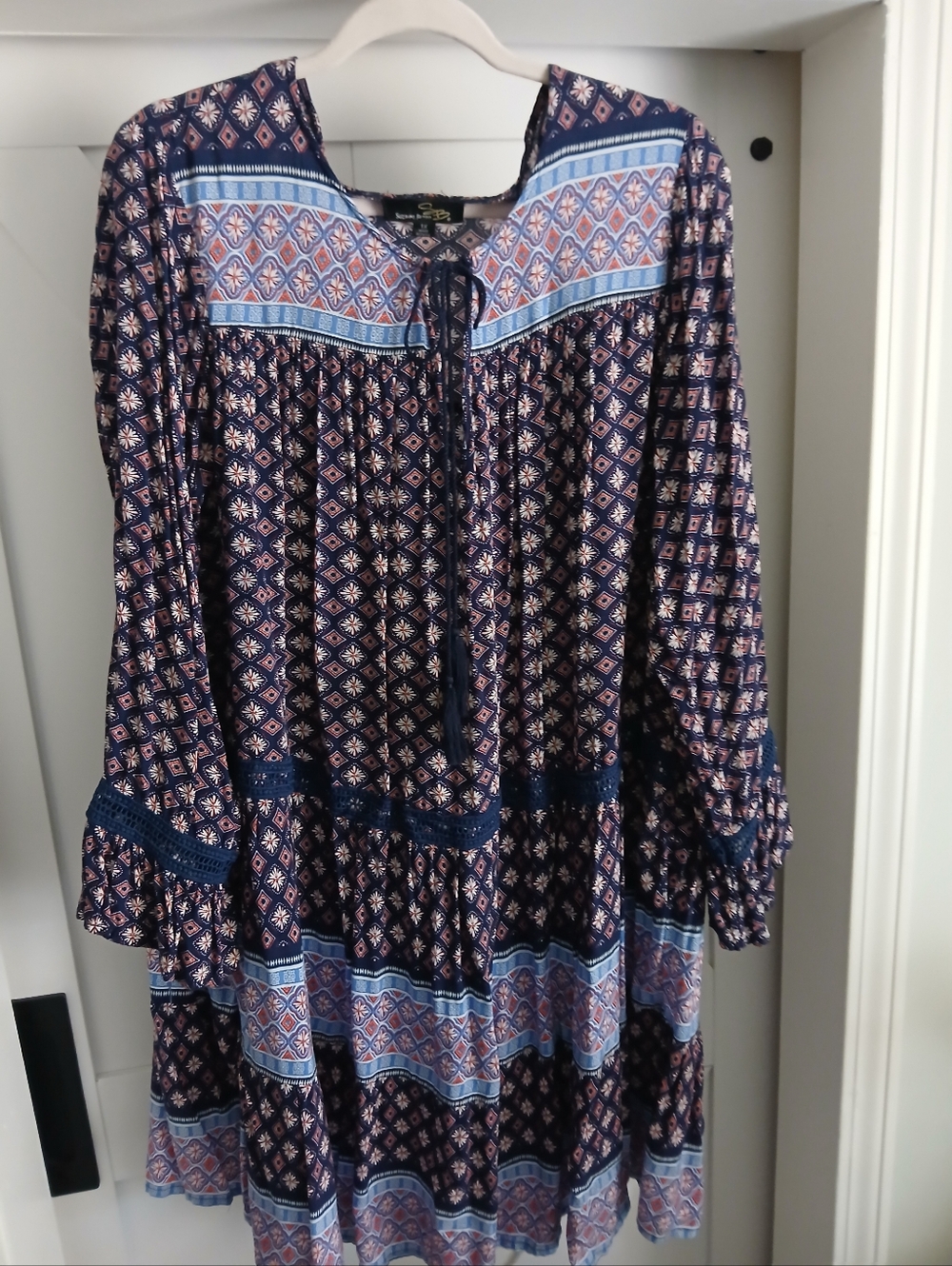 Suzanne Betro Navy Floral Geometric Blouse